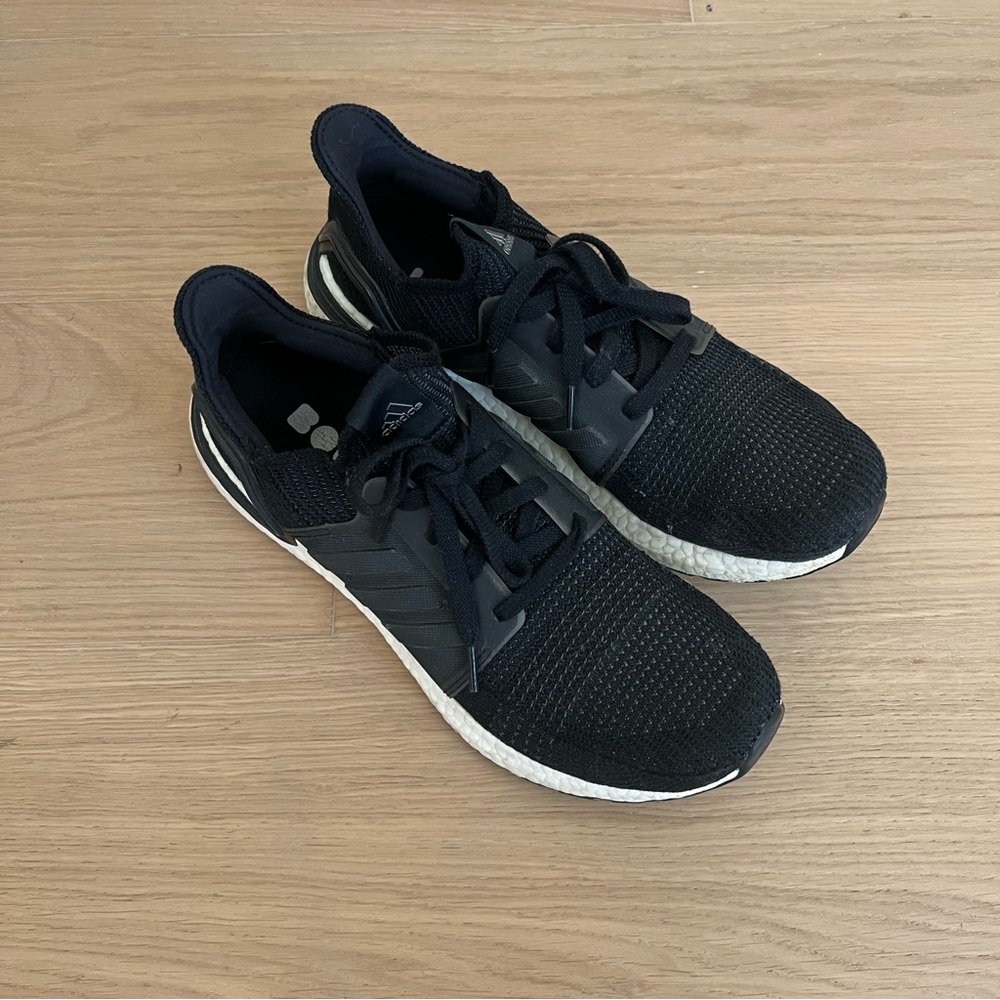 Adidas ULTRABOOST 1.0 SHOES - M10.5